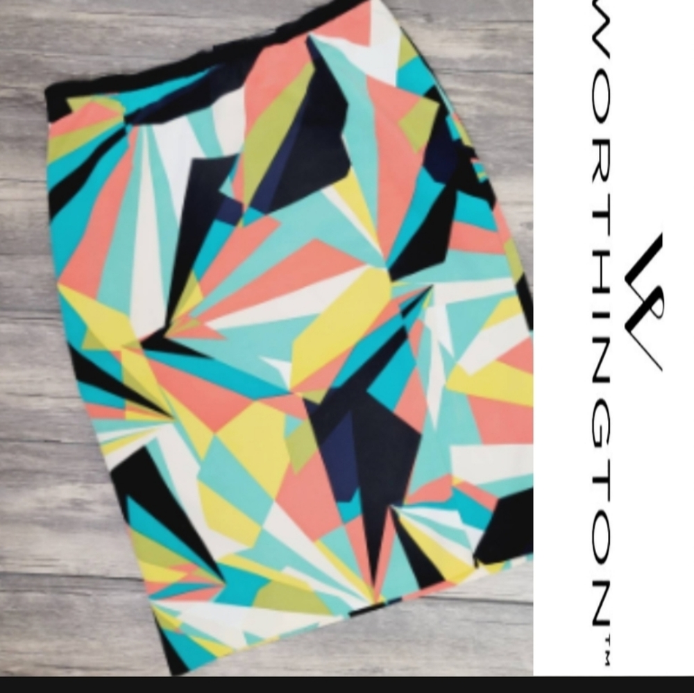 Worthington geometric pattern pencil skirt
